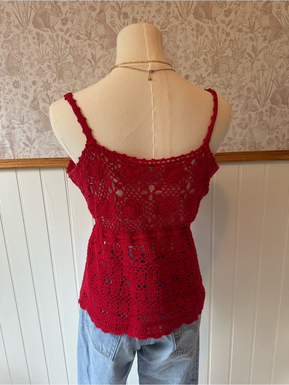 Vintage Red Crochet Rose Camisole Top – Size M/M - Picture 6 of 7